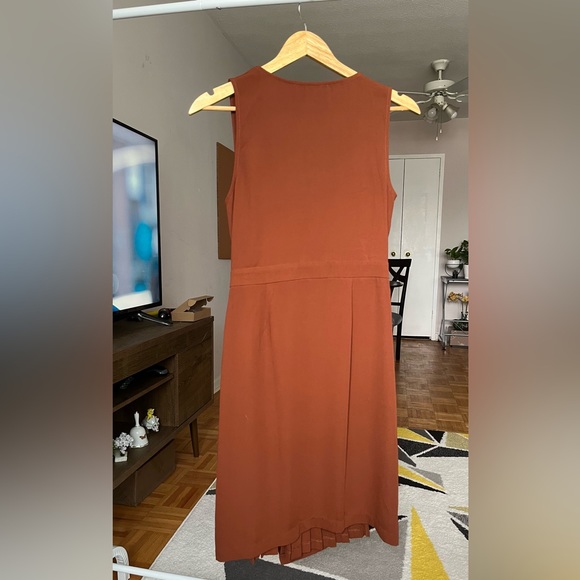 Forever 21 pleated wrap dress - Picture 9 of 10